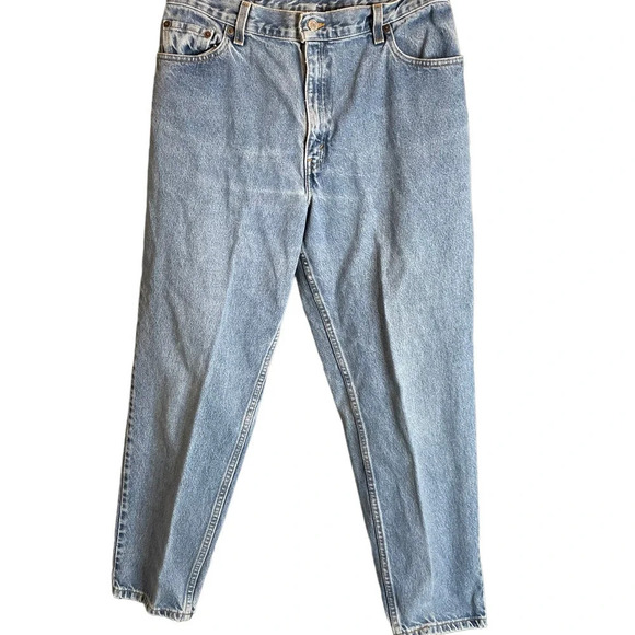 Levi's Vintage 550 Tapered Leg Relaxed Fit Jeans Blue - Picture 2 of 4